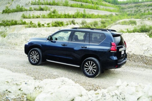 Toyota Land Cruiser technical specifications and fuel economy